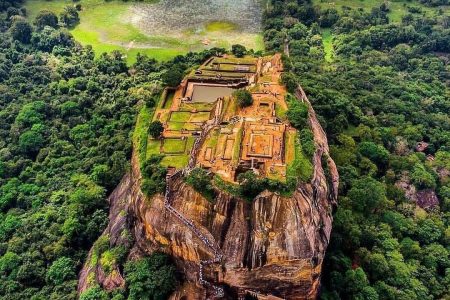 Discover Sri Lanka’s Splendors: Kandy, Nuwara Eliya, Bentota, and Colombo